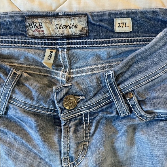 BKE Starlite low rise boot, cut stretch denim jeans - Picture 3 of 4